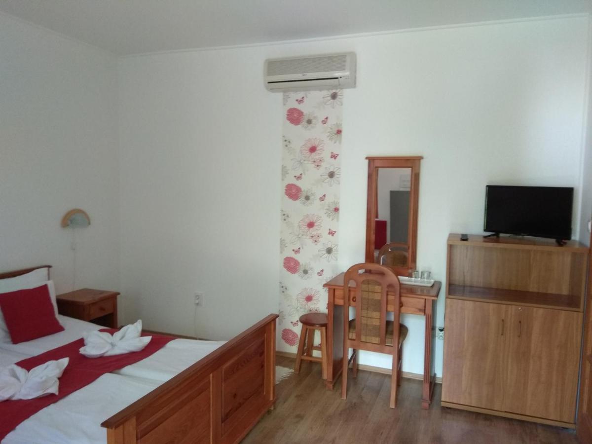 Nadas Pihenopark Tiszafüred Exteriér fotografie